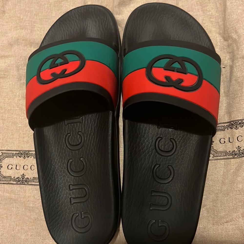 Authentic Mens Gucci Slippers size 11